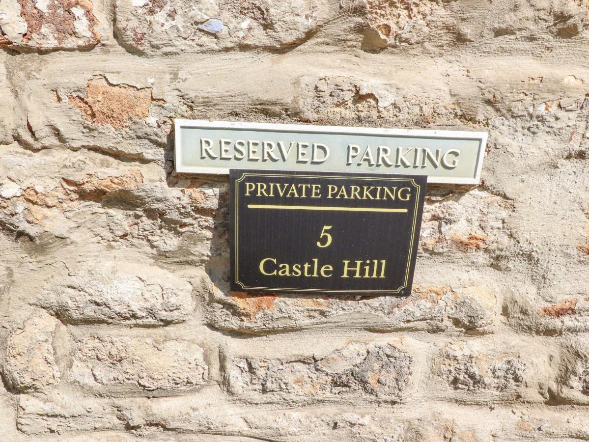 5 Castle Hill Vila Lancaster Exterior foto