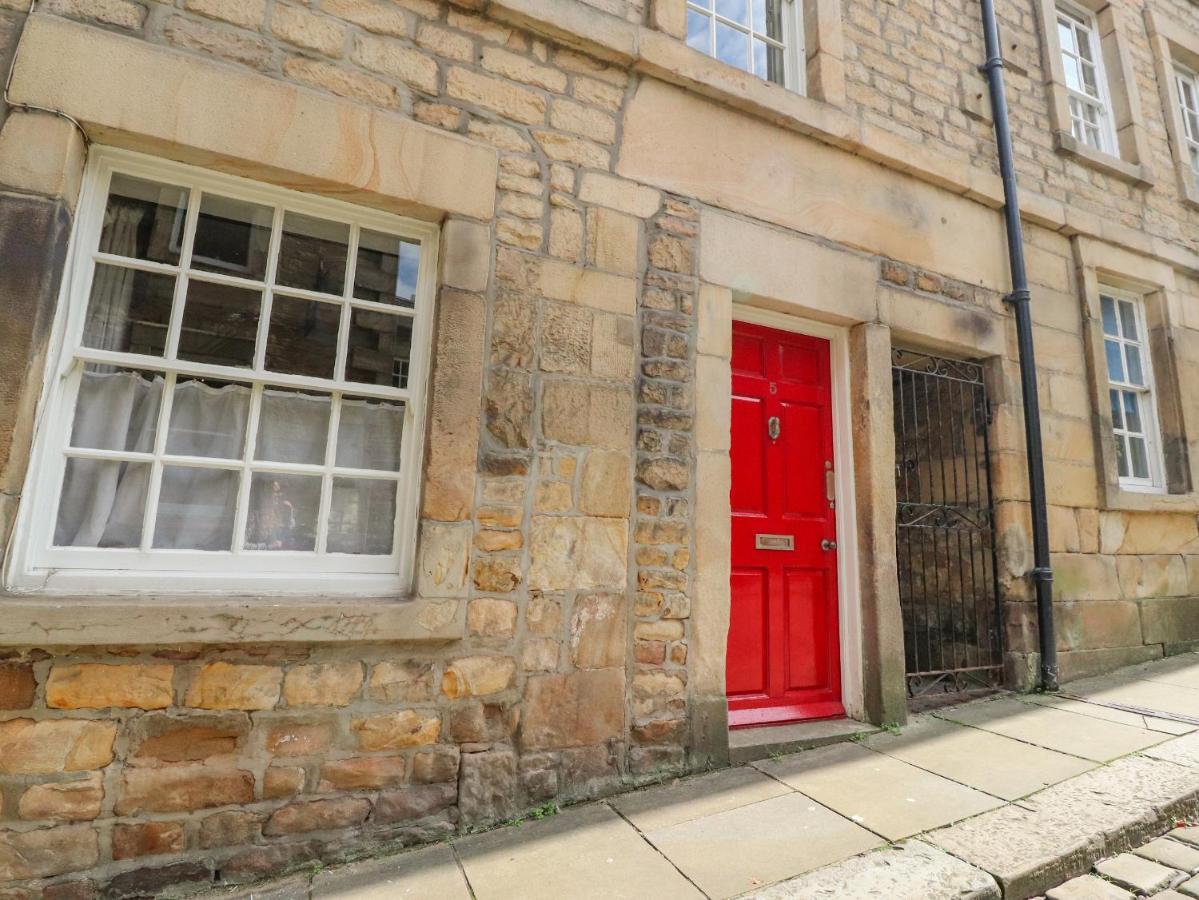 5 Castle Hill Vila Lancaster Exterior foto